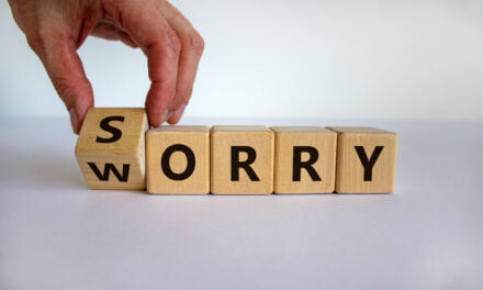 Vrouwen, stop met sorry zeggen